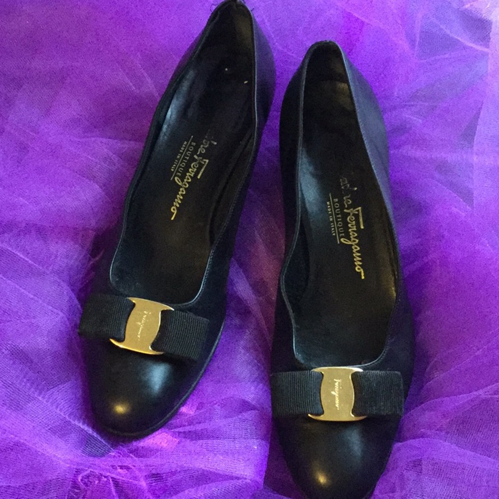 Vintage Ferragamo “Boutique” Collection 7